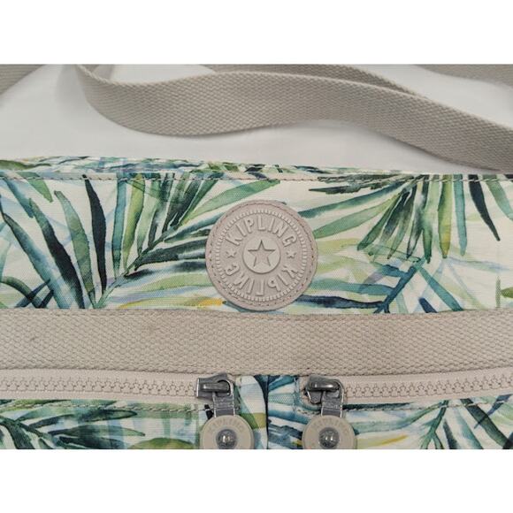 Kipling Angie Light Crossbody Bag Green Jungle Leaf Nylon Travel Bag - Picture 4 of 8